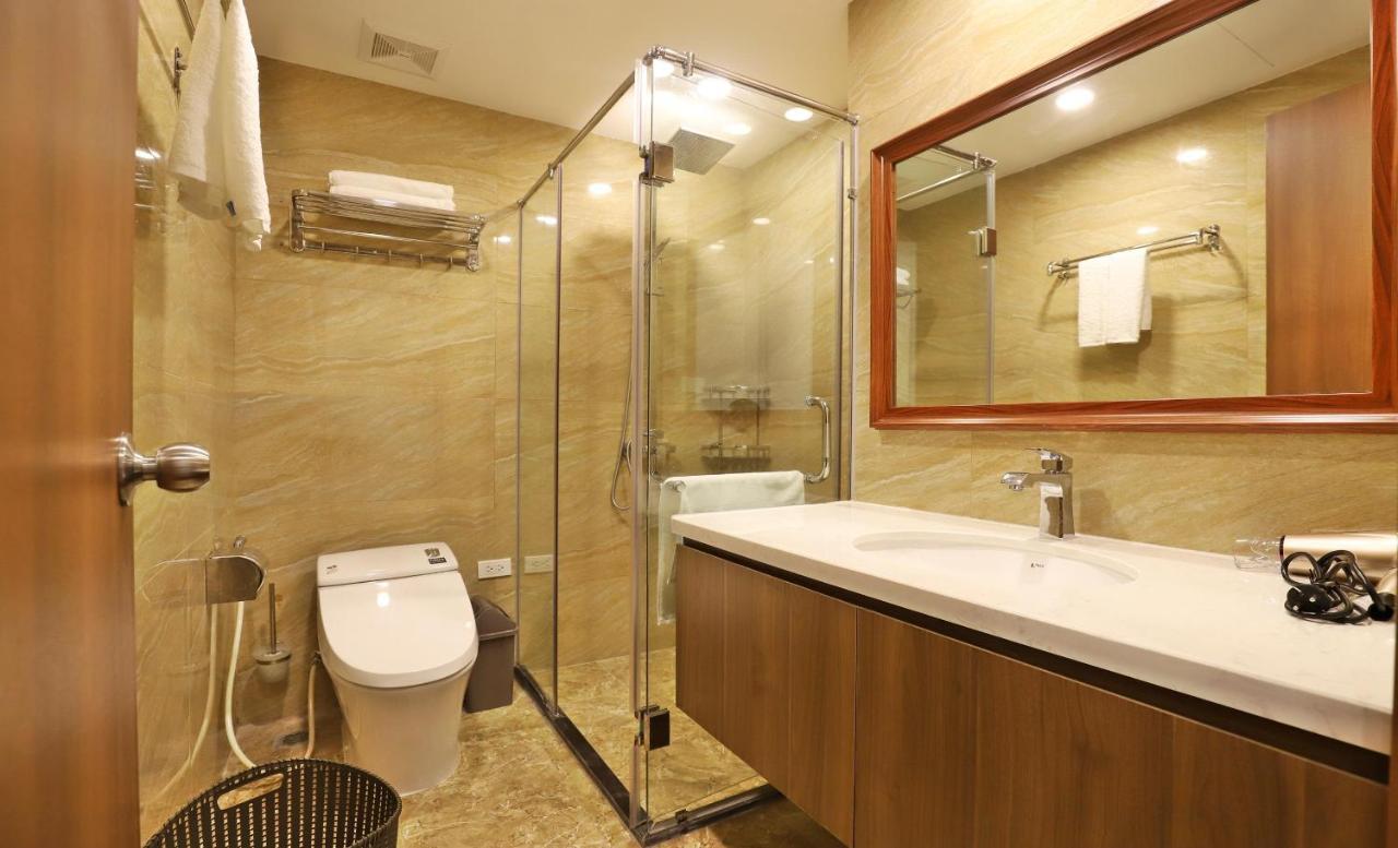 Luxe Paradise Tay Ho 4* Hanoi