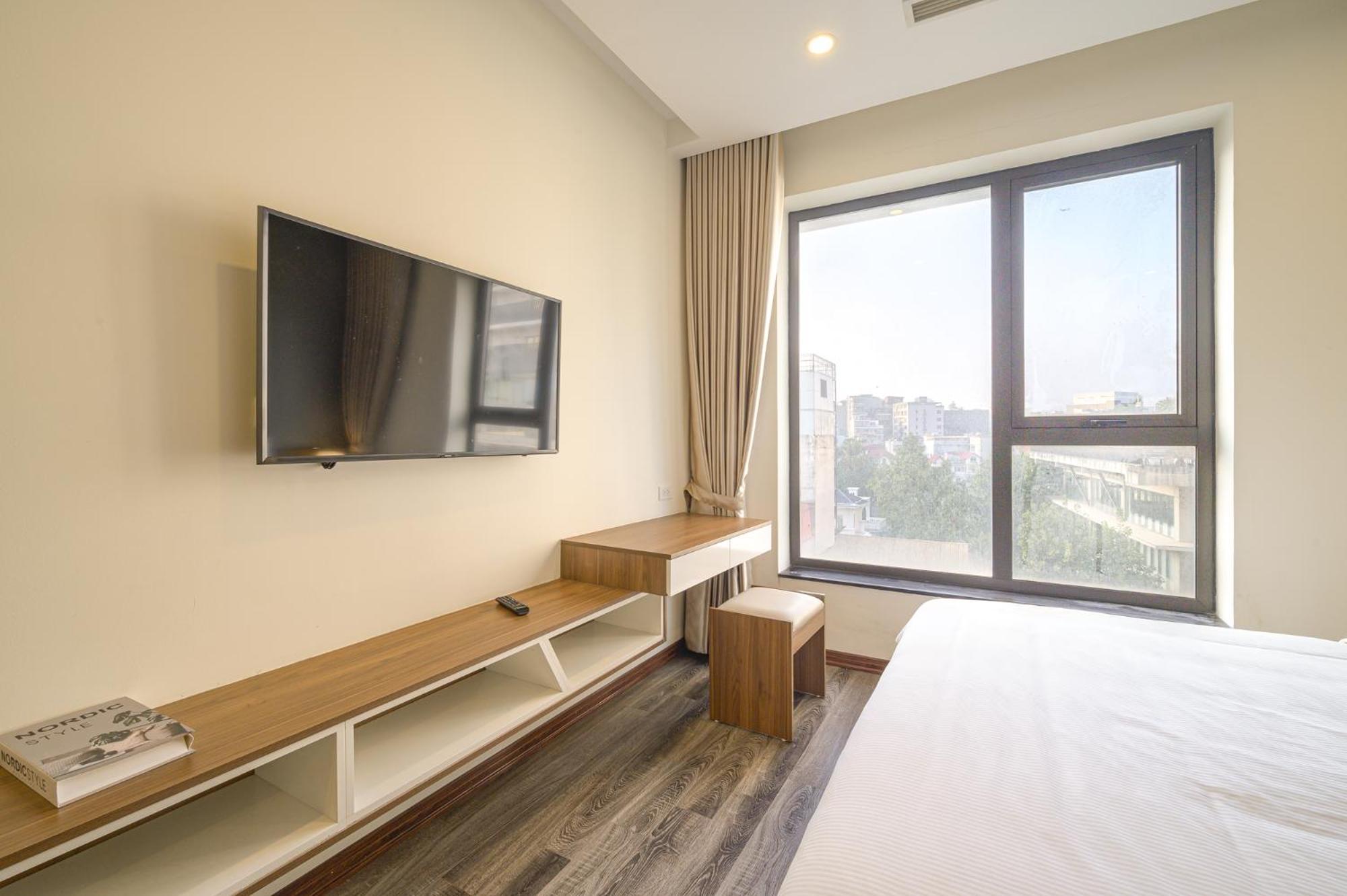 Luxe Paradise Tay Ho 4* Hanoi