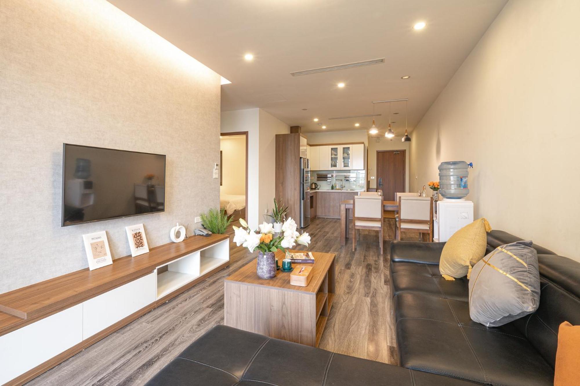 Luxe Paradise Tay Ho Hotel