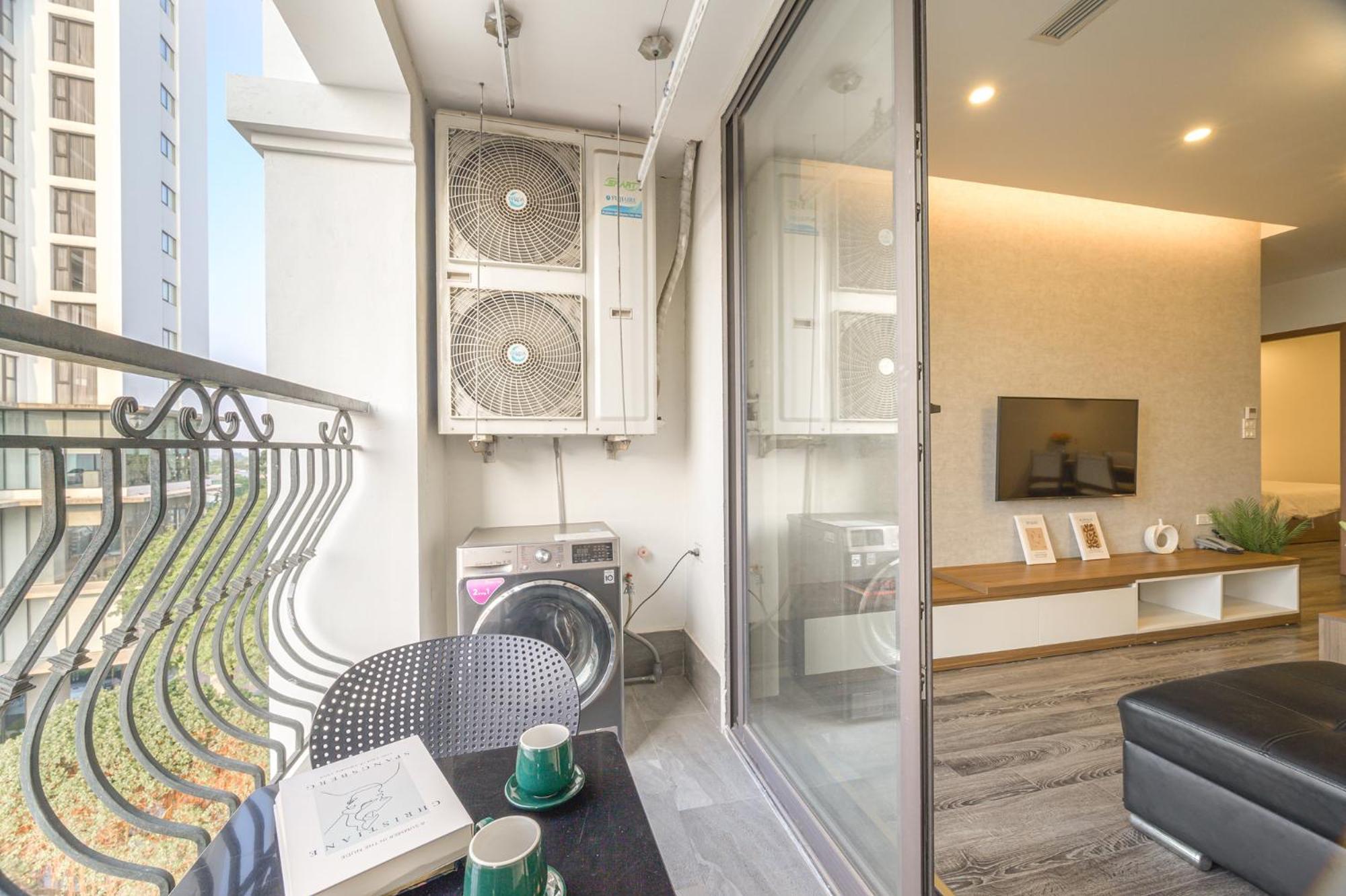 Hotel Luxe Paradise Tay Ho
