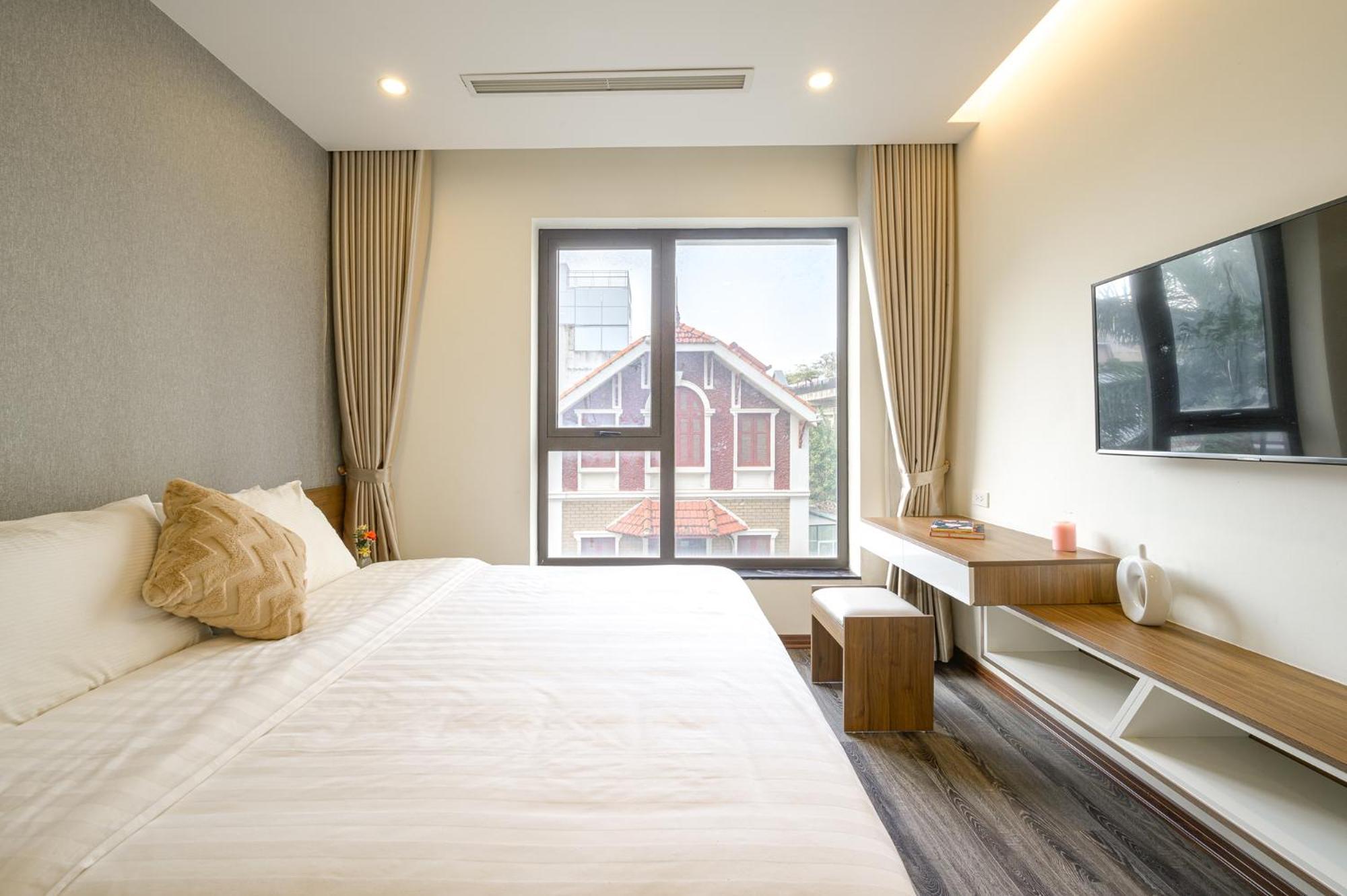 Luxe Paradise Tay Ho 4*