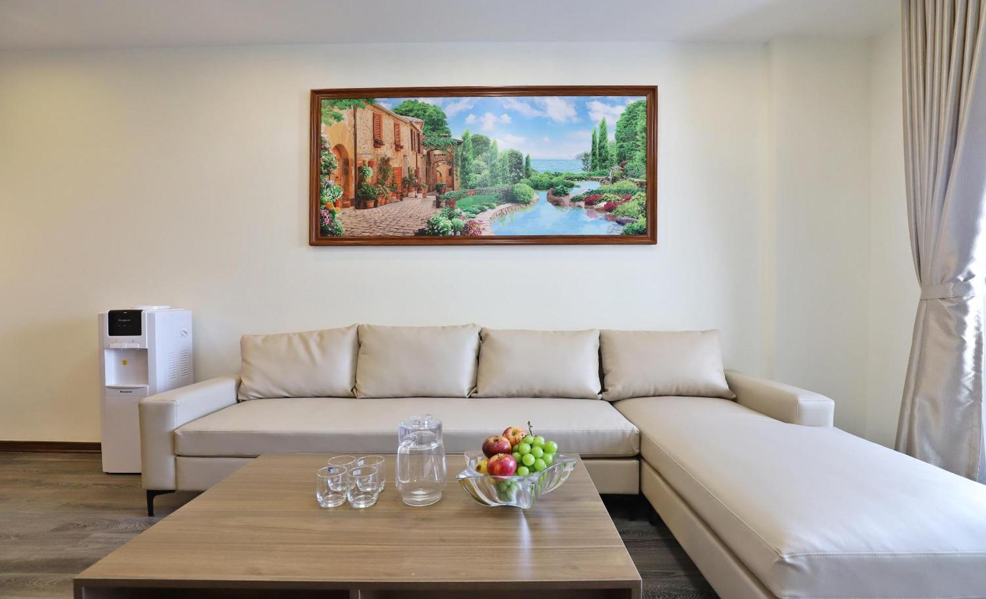 Luxe Paradise Tay Ho Hotel Hanoi