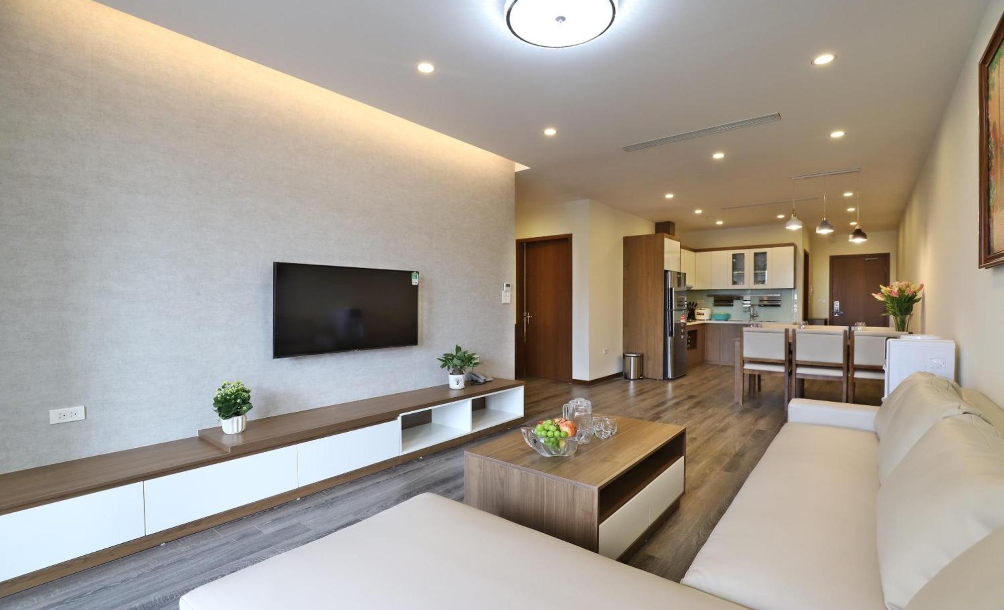 Luxe Paradise Tay Ho Hotel